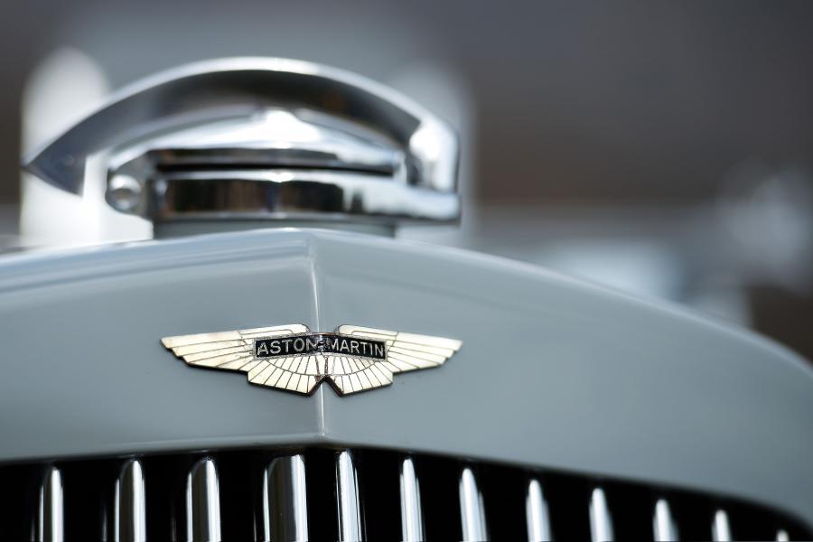 Логотип Aston Martin 15/98 2/4-Passenger 1938 года  (фото 10 из 14)
